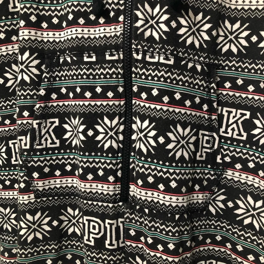 Pink by Victoria’s Secret Christmas Pajama Onesie White Black  Size Small Zip Up - Picture 2 of 5